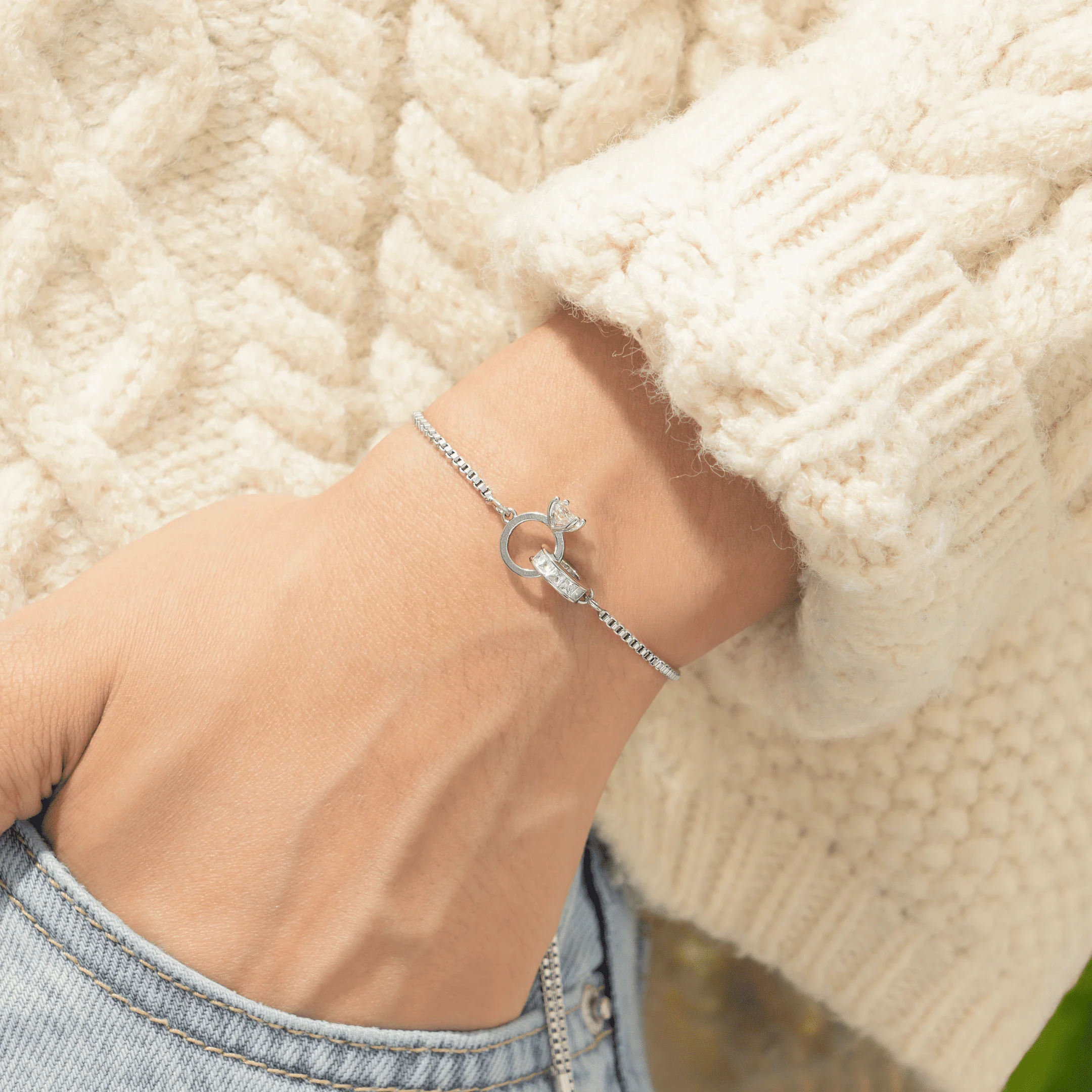 To My Wife - Interlocking Diamond Bracelet - Image 4